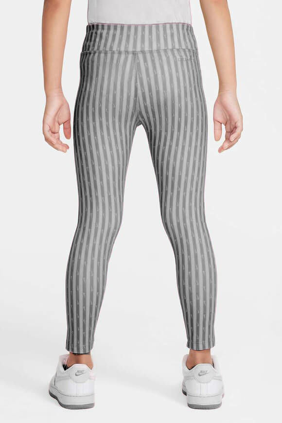 נייק טייץ דרי-פיט