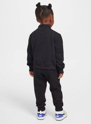 נייק חליפת רוכסן