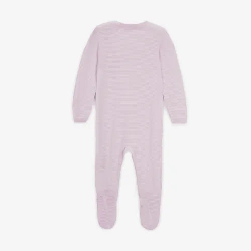 נייק אוברול מעבר