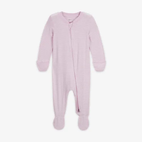 נייק אוברול מעבר