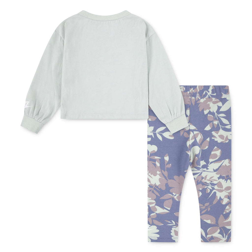 נייק חליפת מעבר