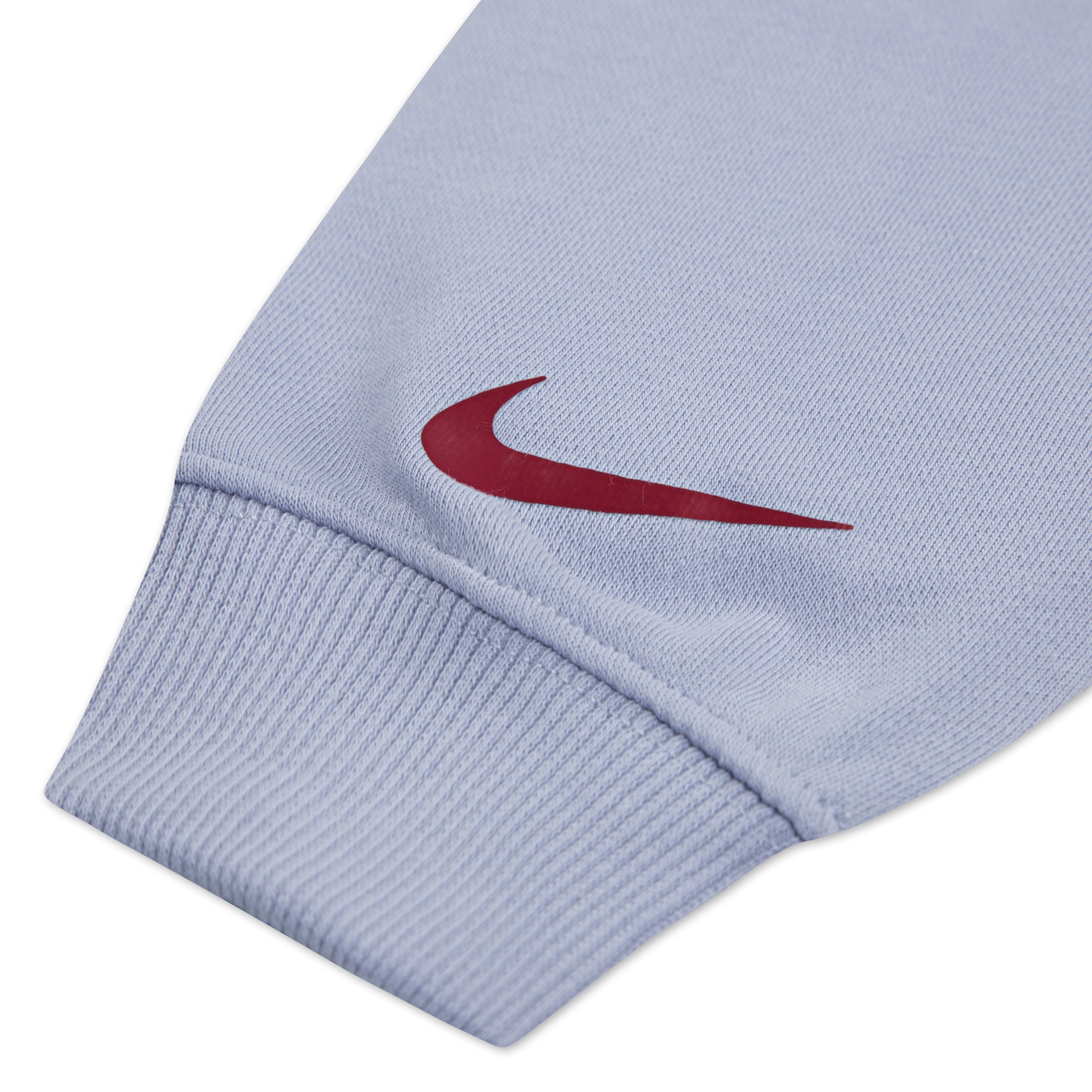 נייק חליפת חצאית